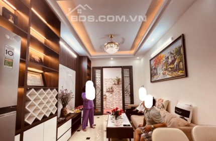 Bán nhà Hồng Mai, tiện ích ngập tràn, DT 34m2, giá 3 tỷ 5.